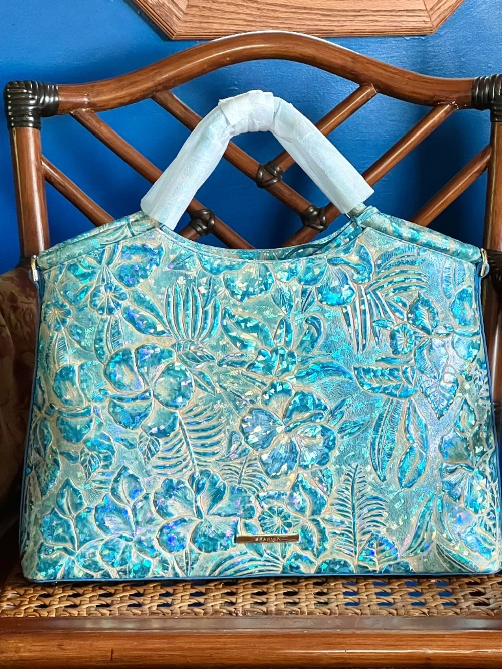 💙🩵 NWOT Brahmin Blue Serenity Sonic Large Elaine Dazzling Hologram Handbag🩵💙